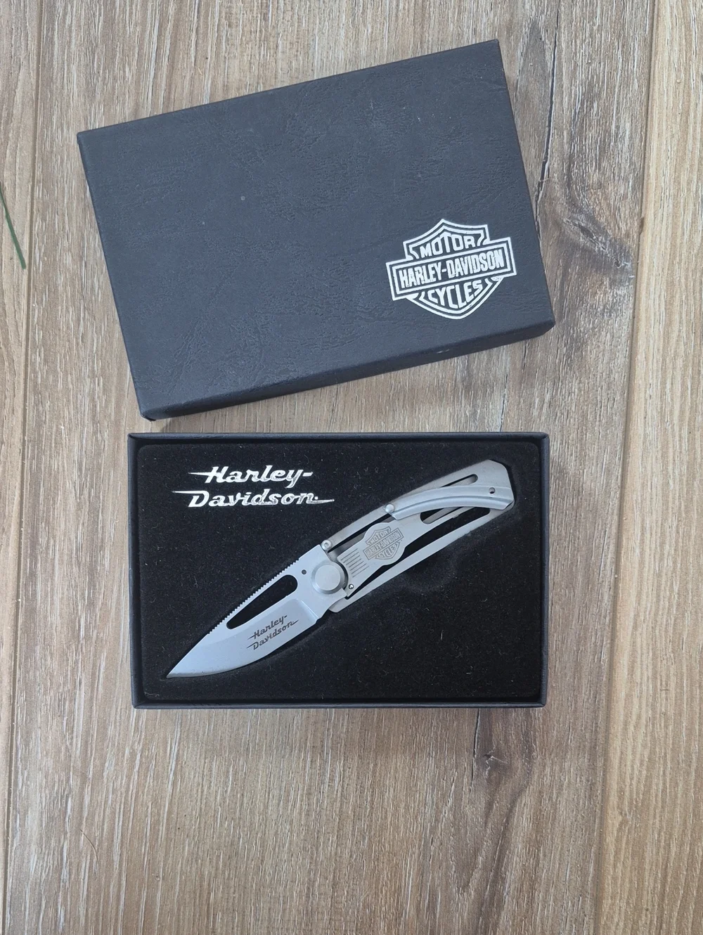 Harley-Davidson Silver Folding Pocket Knife with Brushed Finish